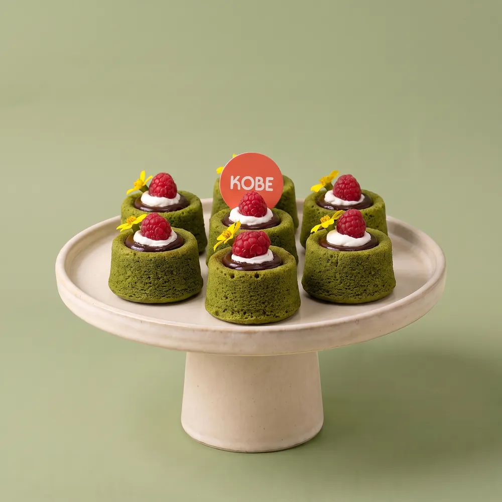 Bánh matcha mini mâm xôi