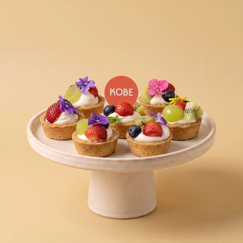 Mini fruit tarts
