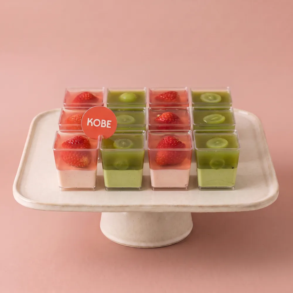 Thạch lớp dâu matcha