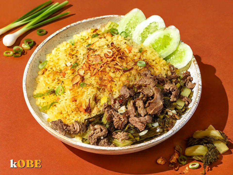 How to Make Com Rang Dua Bo (Beef and Pickled Mustard Green Fried Rice)