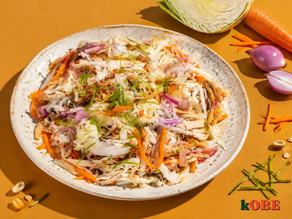 Goi Ga Bap Cai (Chicken and Cabbage Salad), Made with Monk Fruit Sweetener