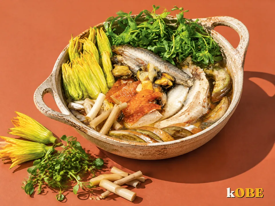 Lẩu mắm cá kèo, nấu bằng đường la hán quả