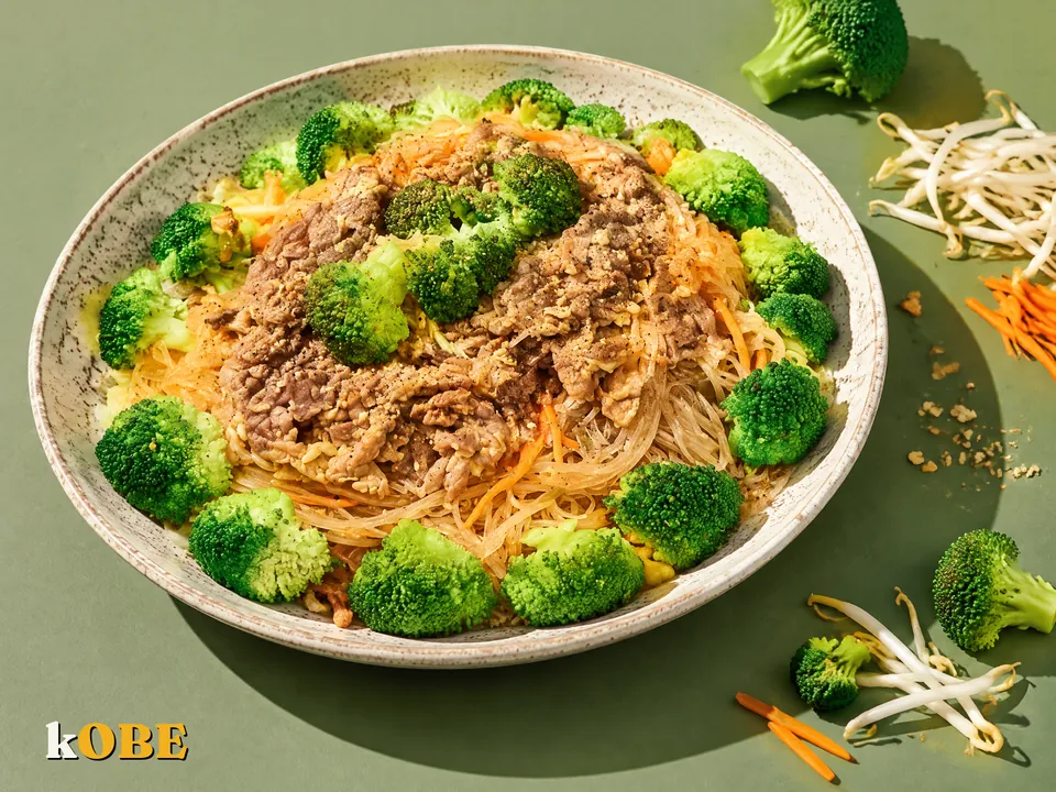 How to Make Mien Tron Thit Bo (Tossed Glass Noodles with Beef)