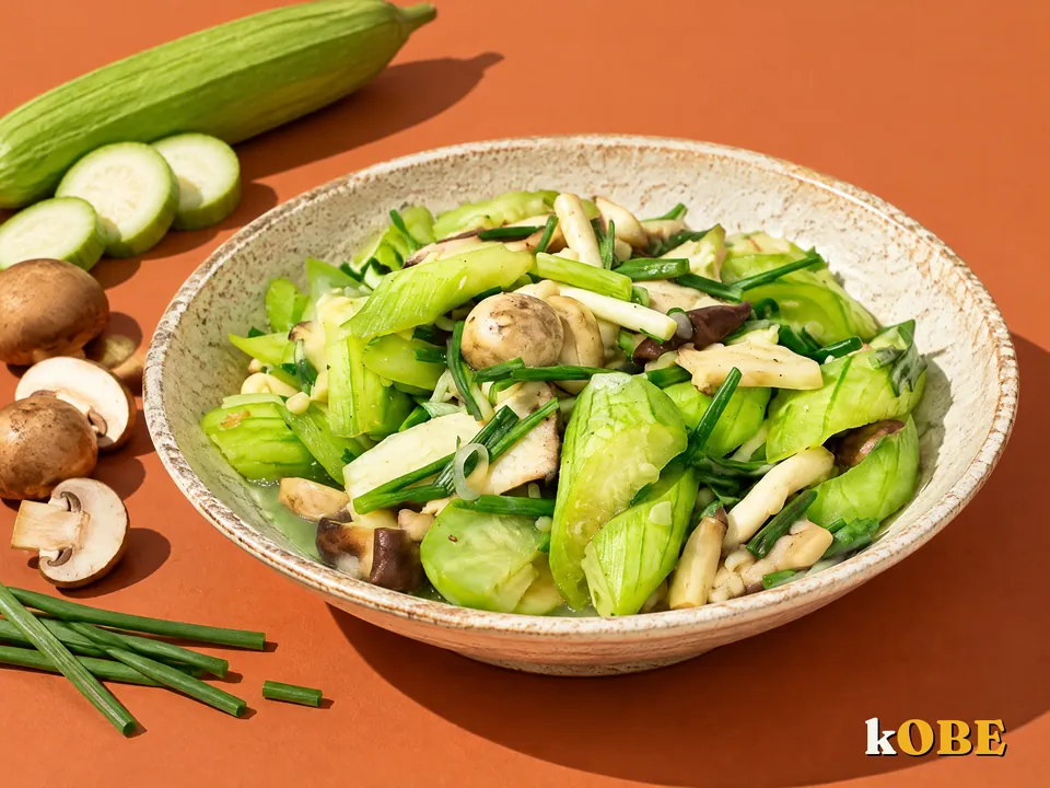 Muop Xao Nam (Vegetarian Luffa and Mushroom Stir Fry), Made with Monk Fruit Sweetener
