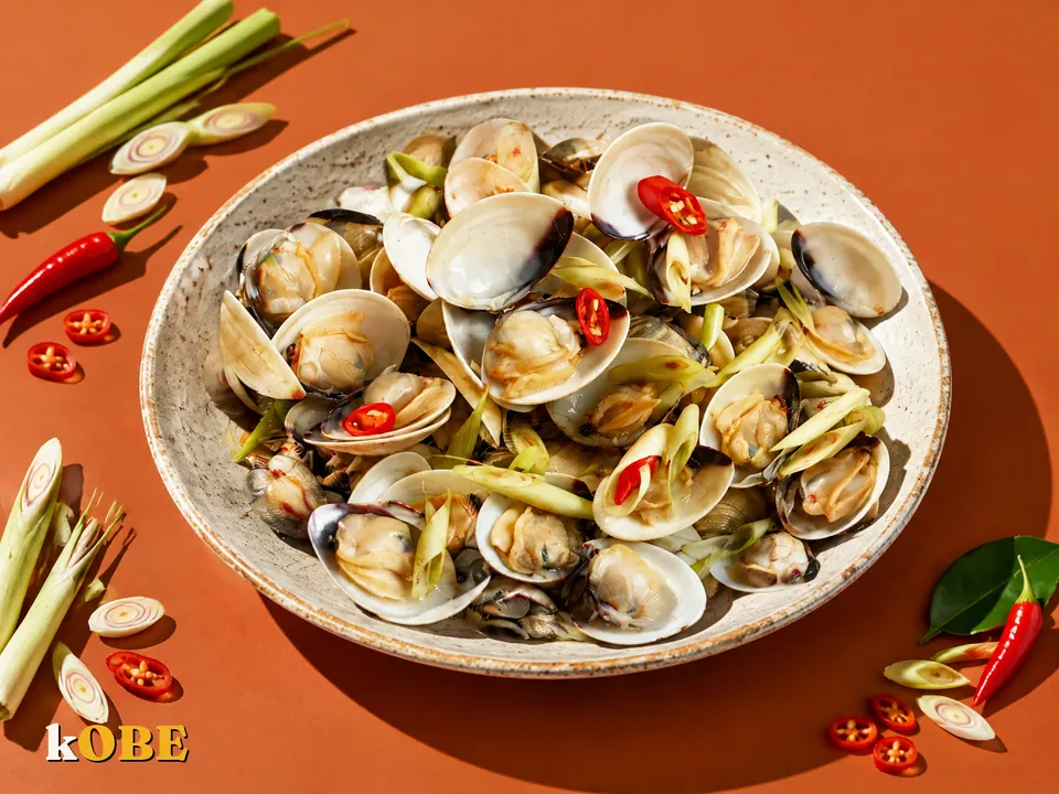 Nghêu xào sả ớt nấu bằng đường la hán quả