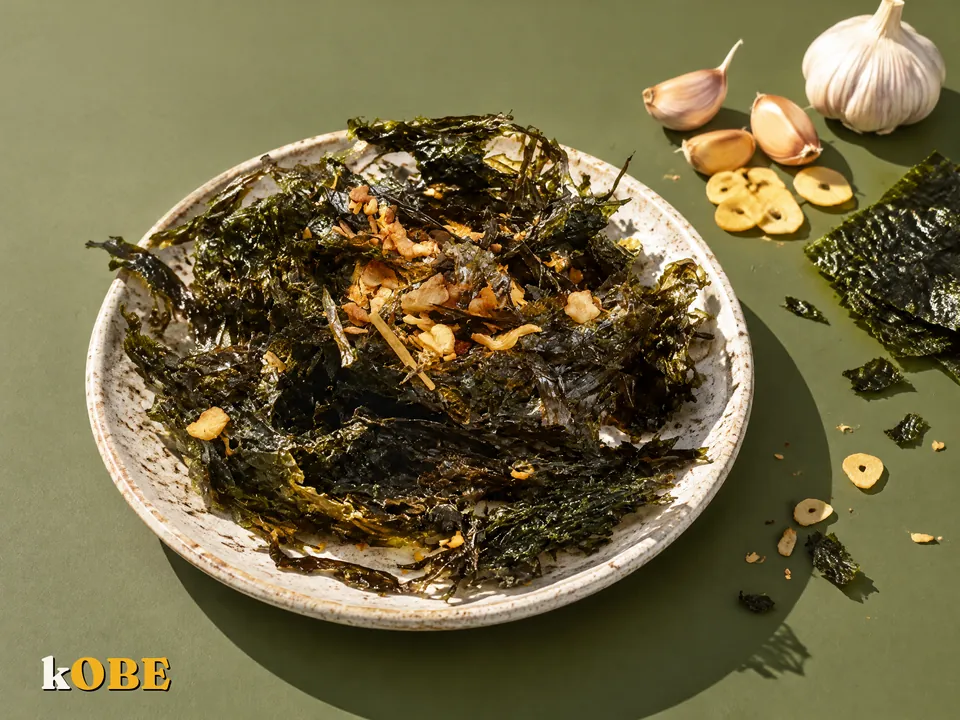 Rong Bien Chay Toi (Crispy Garlic Seaweed)