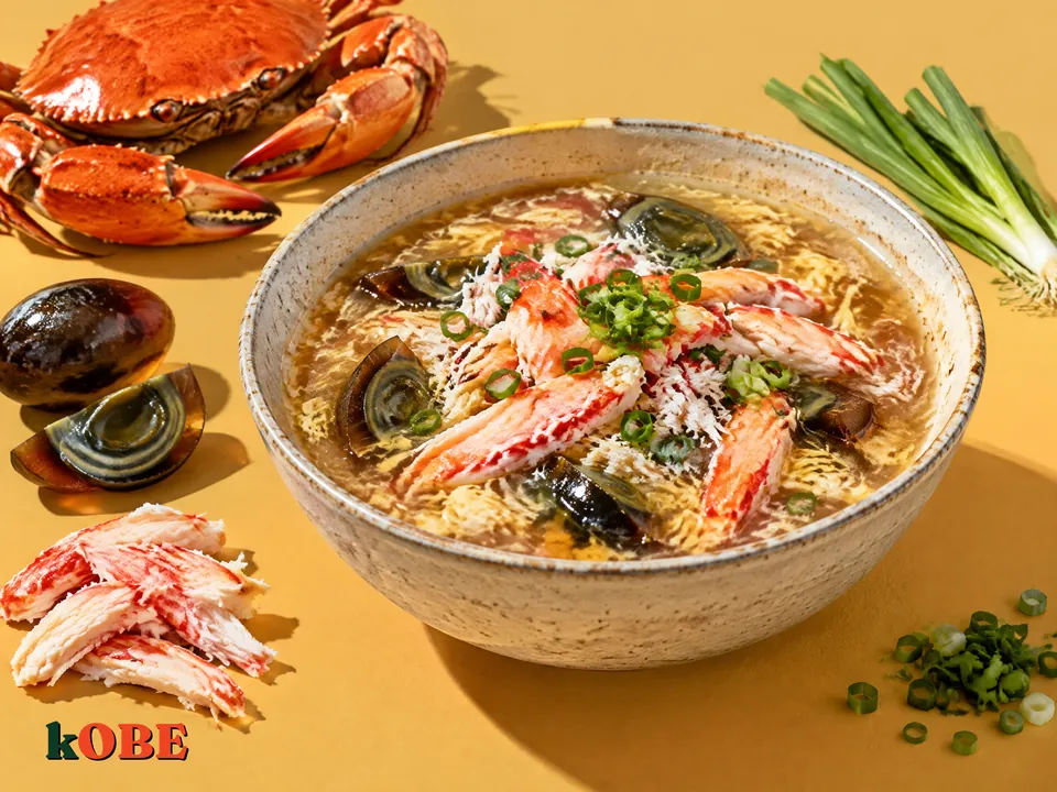 Súp cua gà xé trứng bắc thảo nấu bằng đường la hán quả